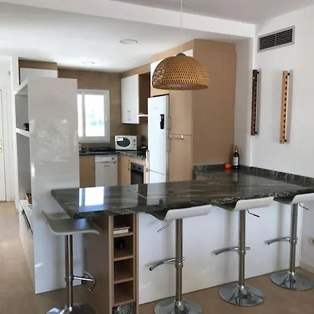 דירה Beachfront Escape אסטפונה