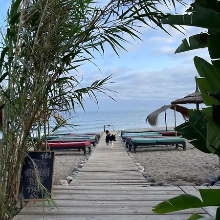 דירה Beachfront Escape אסטפונה