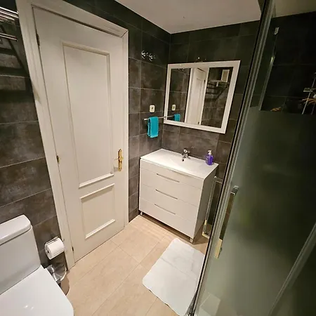 Beachfront Escape דירה אסטפונה