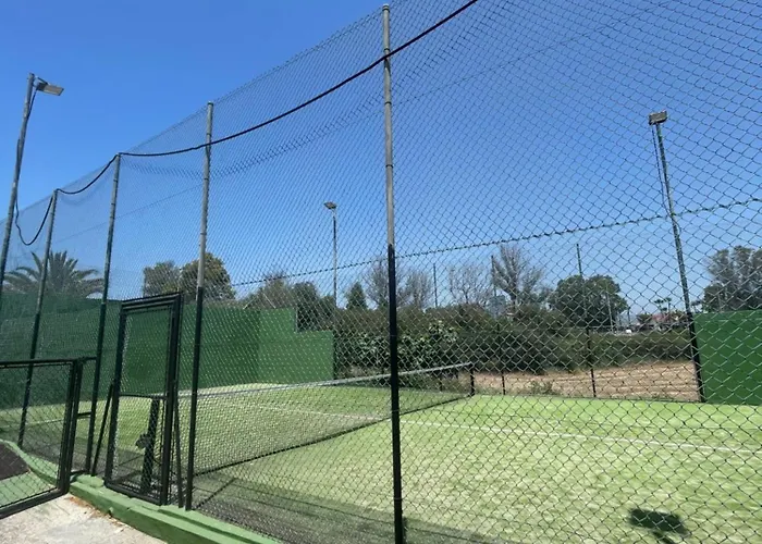 Beachfront Escape * 埃斯特波纳