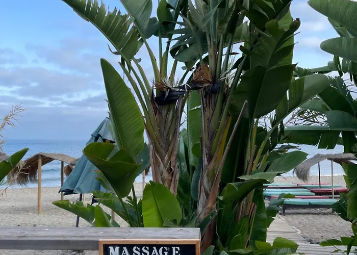 Beachfront Escape Apartment *