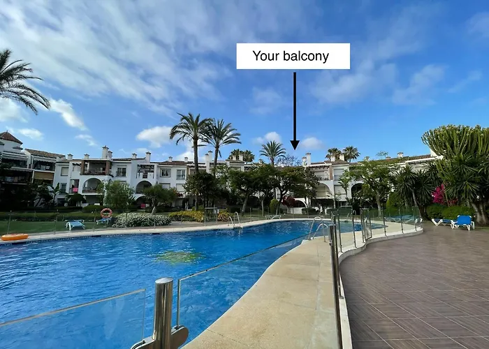 Beachfront Escape 公寓 埃斯特波纳