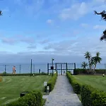 Beachfront Escape Διαμέρισμα *