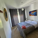 Beachfront Escape Διαμέρισμα Εστεπόνα