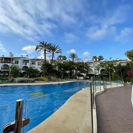 Beachfront Escape * Estepona