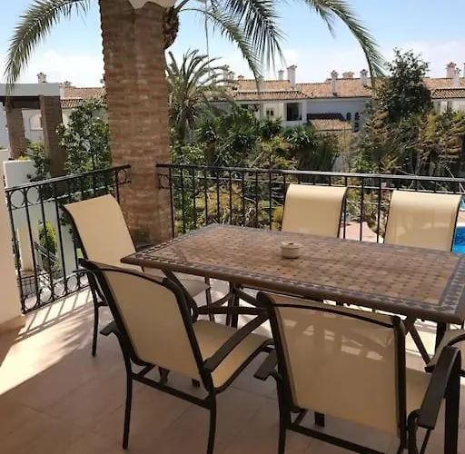 Διαμέρισμα Beachfront Escape *