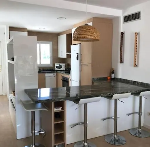 Διαμέρισμα Beachfront Escape Εστεπόνα